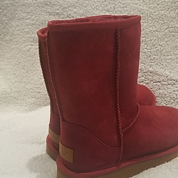 UGG Classic Short II - Picture 4 of 7